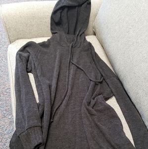 Lightweight pullover sweater December Box Ekattire